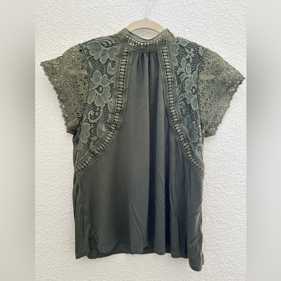 Green Lace Top - Picture 1 of 5